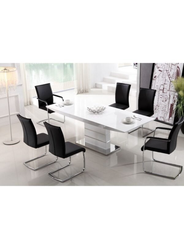 Castor Dining Table