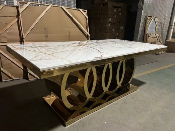 KT1378 AUDI GOLD WITH GOLD MARBLE